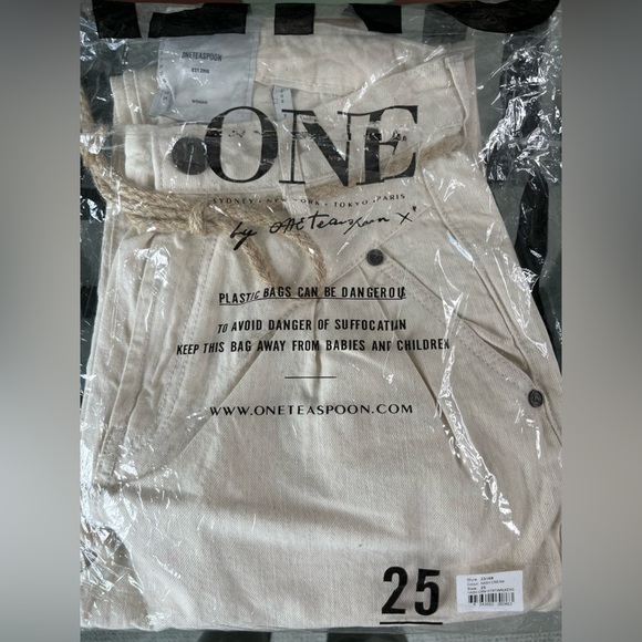 NWT One Teaspoon Street Walkers Jeans, Nashville Cream, 25 - Picture 9 of 9